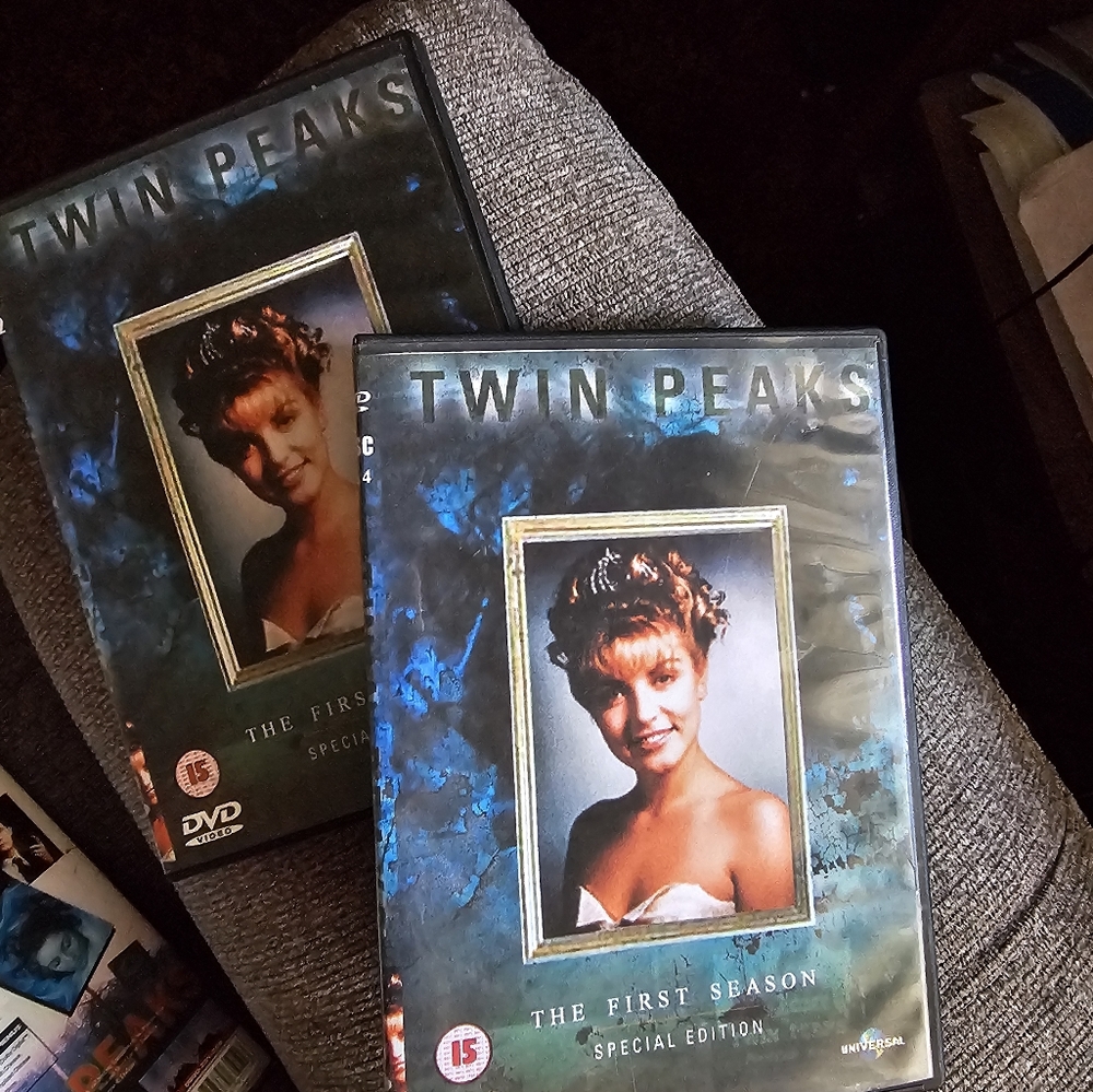 Twin peaks box sets